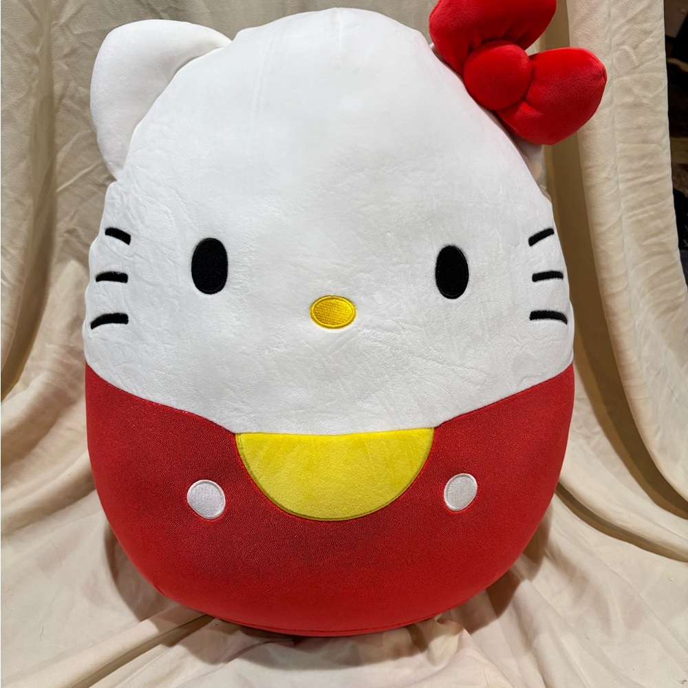 Squishmallows Hello Kitty Plush Jumbo 16” Red Sparkle edition